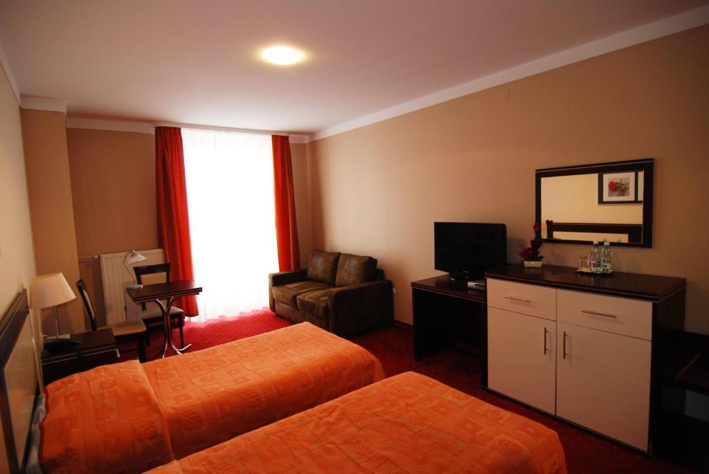 Mark1 Hotell Brzesko Rom bilde